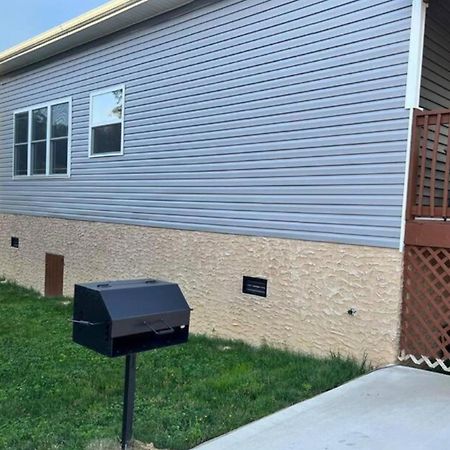3 Master Bedrooms - Sleeps 10 - Location - Game Room - Hot Tub Pigeon Forge Extérieur photo