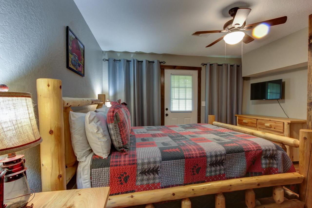 3 Master Bedrooms - Sleeps 10 - Location - Game Room - Hot Tub Pigeon Forge Extérieur photo